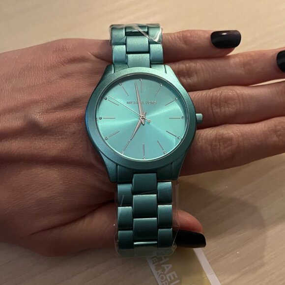 🆕NWT Michael Kors Women's Blue Watch - Picture 4 of 5